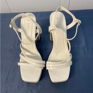 Nasty Gal Open Square Toe Crocodile Embossed Faux Leather Platform Heels White 8